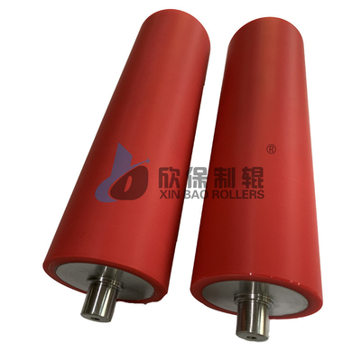 Rolante de silicone para laminar e formar materiais em revestimento e outros processos