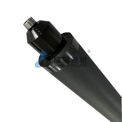 Os rolos de borracha das máquinas de impressão flexográfica são resistentes ao desgaste, antistáticos e têm uma forte dureza.